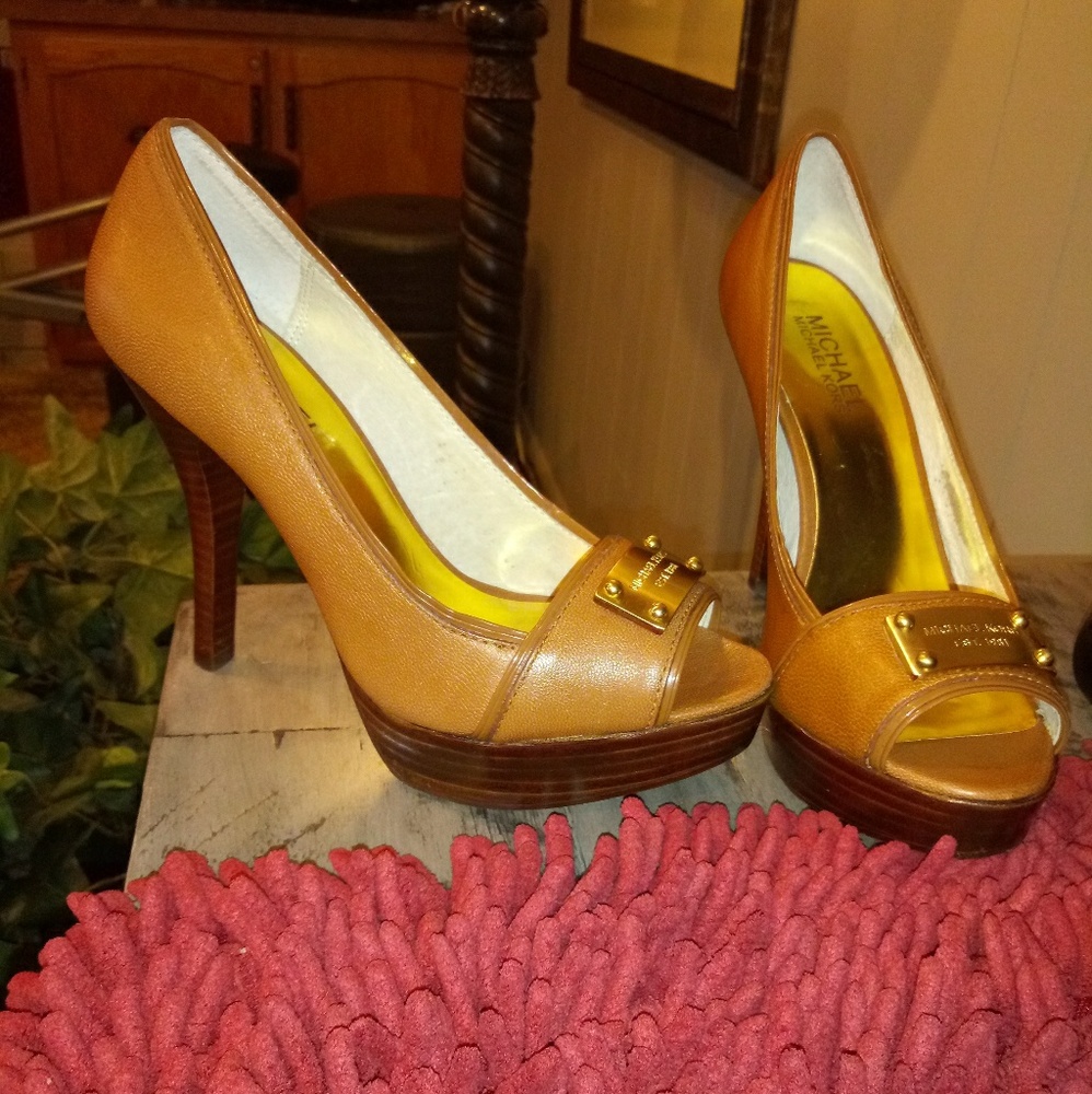 Platform Heel